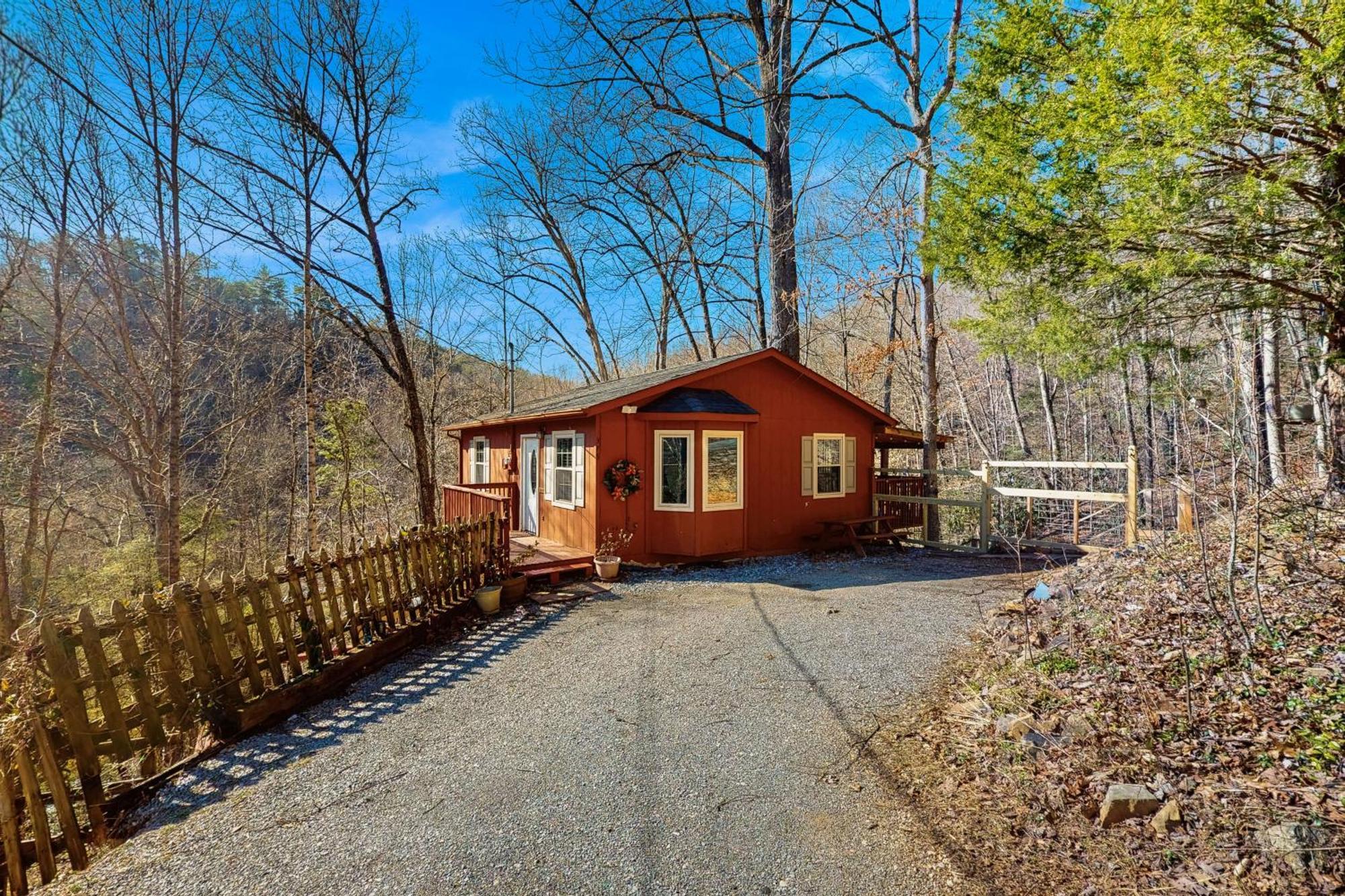 Mountain Hideaway Villa พิเจนฟอร์จ ภายนอก รูปภาพ